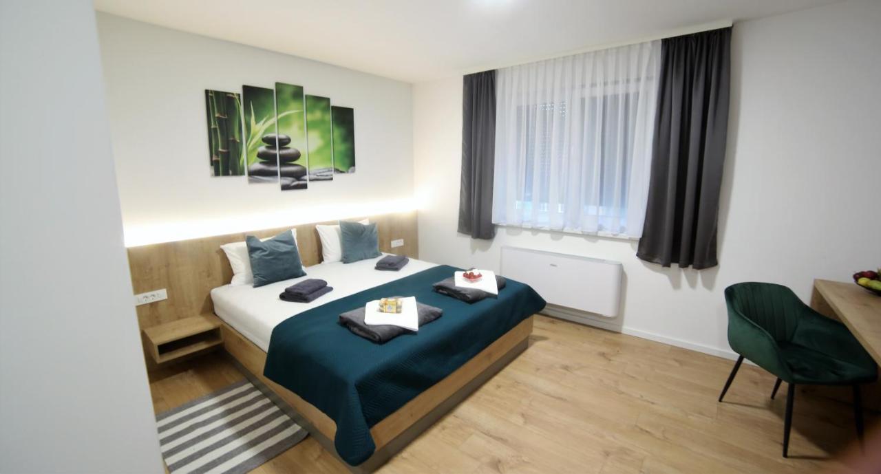 Rooms Slavonski Brod Buitenkant foto